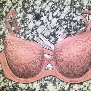 Victoria’s Secret 32DD